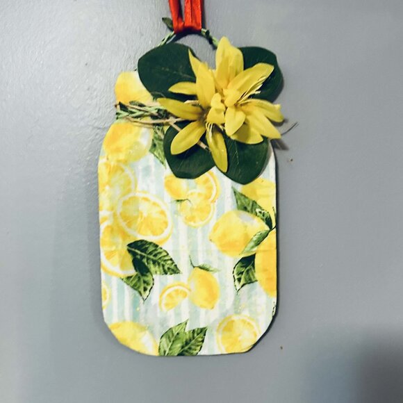Mason Jar Hanging Wall Decor (Yellow flowers with lemon ) - Picture 2 of 5